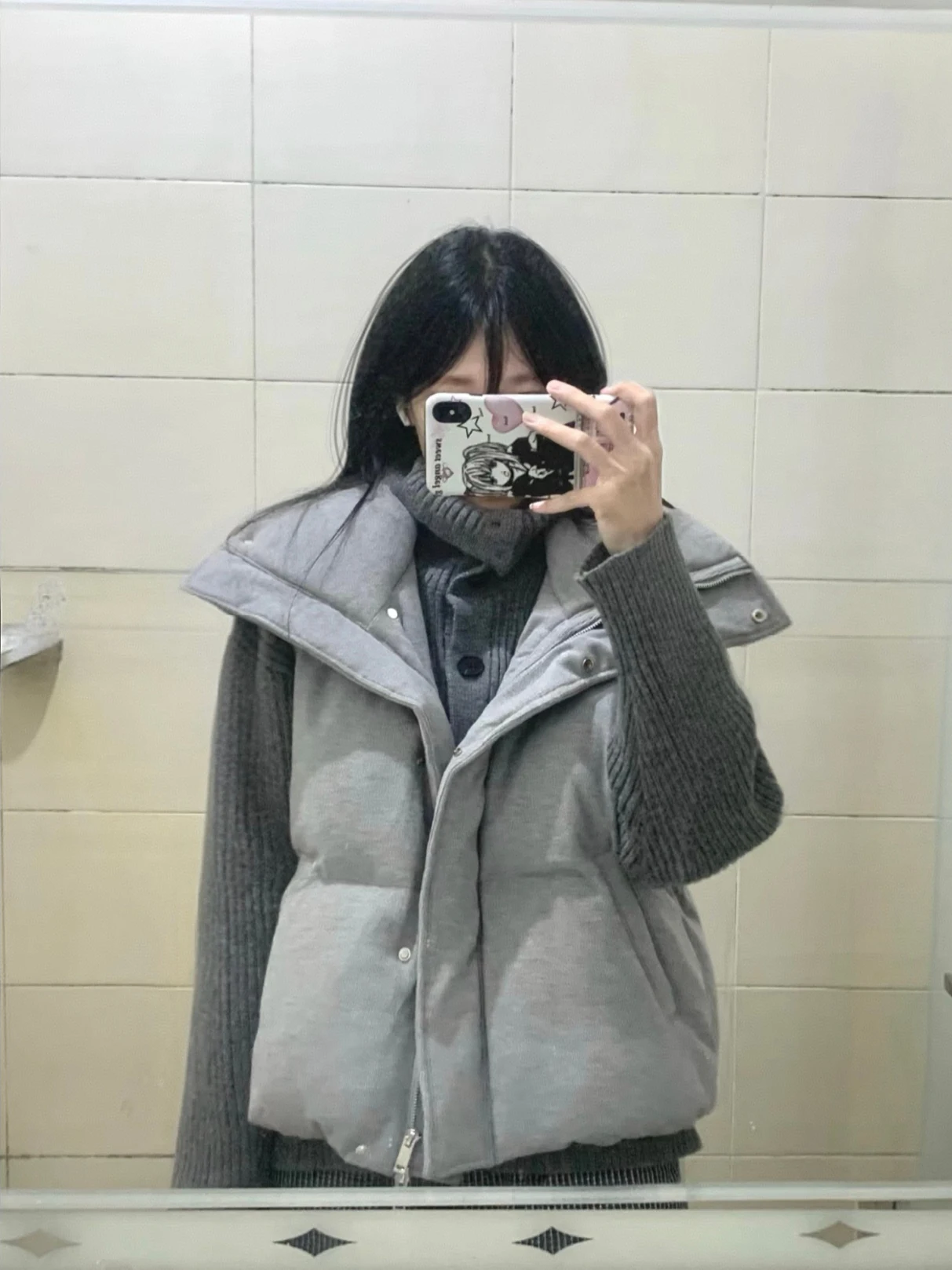 Trendige gestrickte Thiened-Damenweste 2025, Winter-Pendler-Oberbekleidung, Wärme-Oulder-Pad-Design, erschwingliche Außenschicht