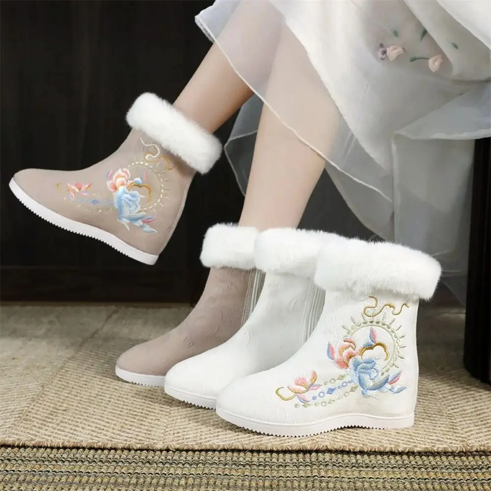 Women Winter Hanfu Boots Plus Velvet Warm Retro Embroidered Cotton Wedges Shoes Ethnic Style Ancient Costume Mid-tube Snow Boots