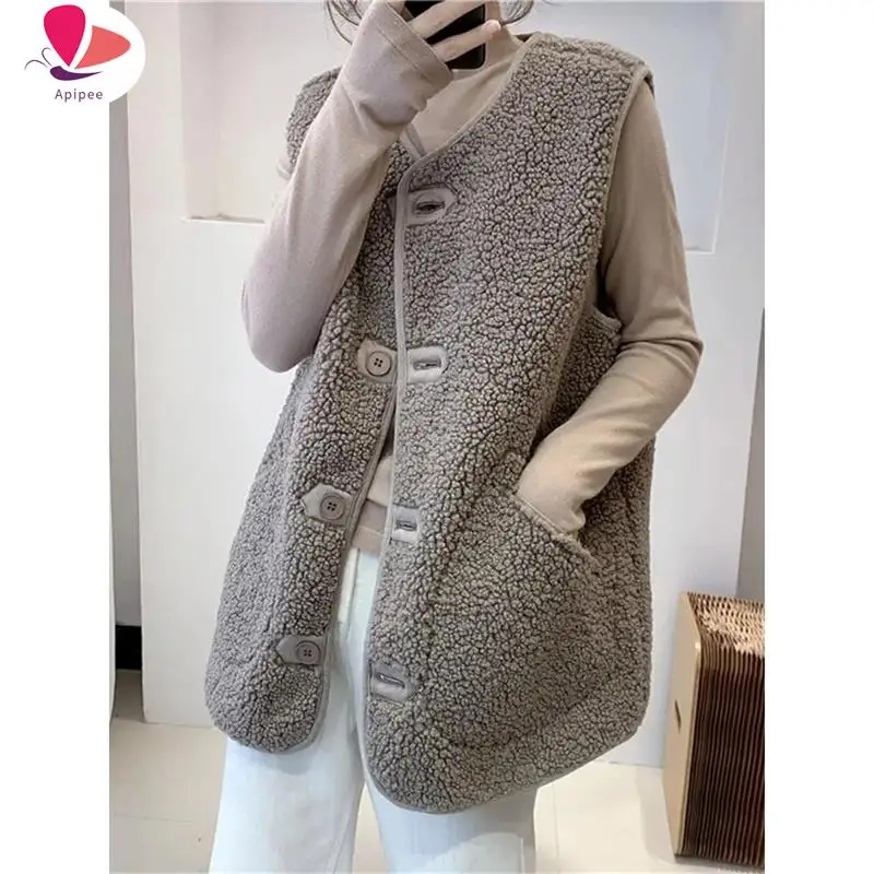 

APIPEE Women's Waistcoat In Autumn Winter New Style Of Imitation Lamb Fur and Fur Loose Korean Version Sleeveless Vest Style