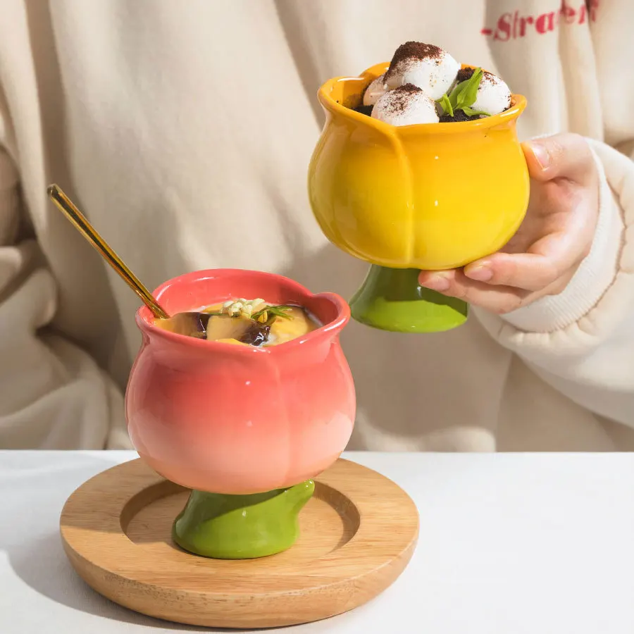 Creative Hand Pinched Irregular Tulip Flower Gradient Ceramic Ice Cream Cup Cute Hand Painted Dessert Cups Decorative Drinkware