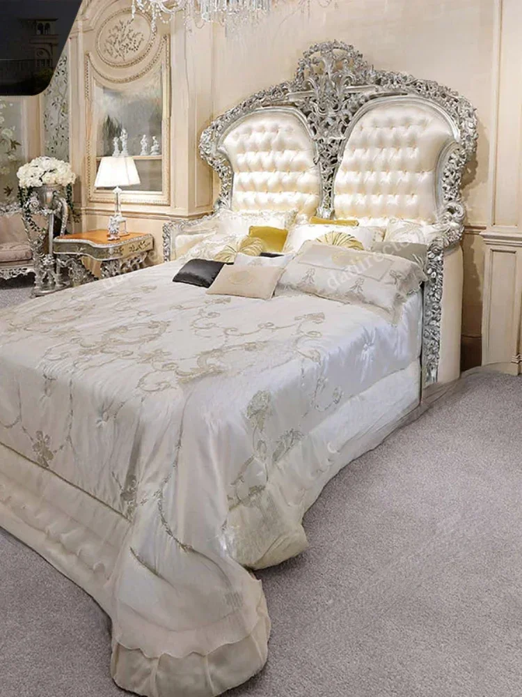 European-Style Luxury Wood Carved Fabric Bed French Gold Foil Marriage Bed 1.8 M Bedroom