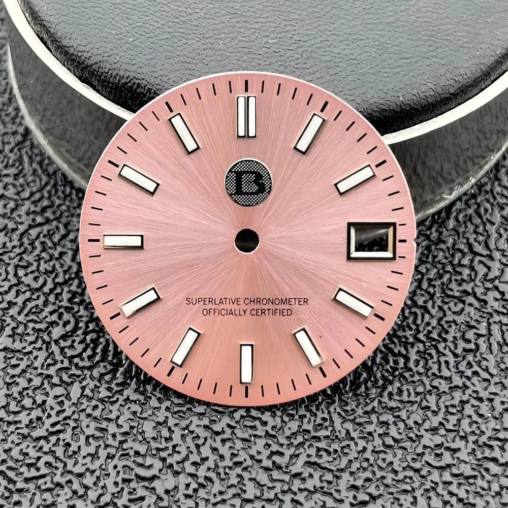 Quadrante con movimento NH34/NH35/NH36/NH38/VK63 personalizzato, cassa dell'orologio e accessori per orologi per esigenze personalizzate