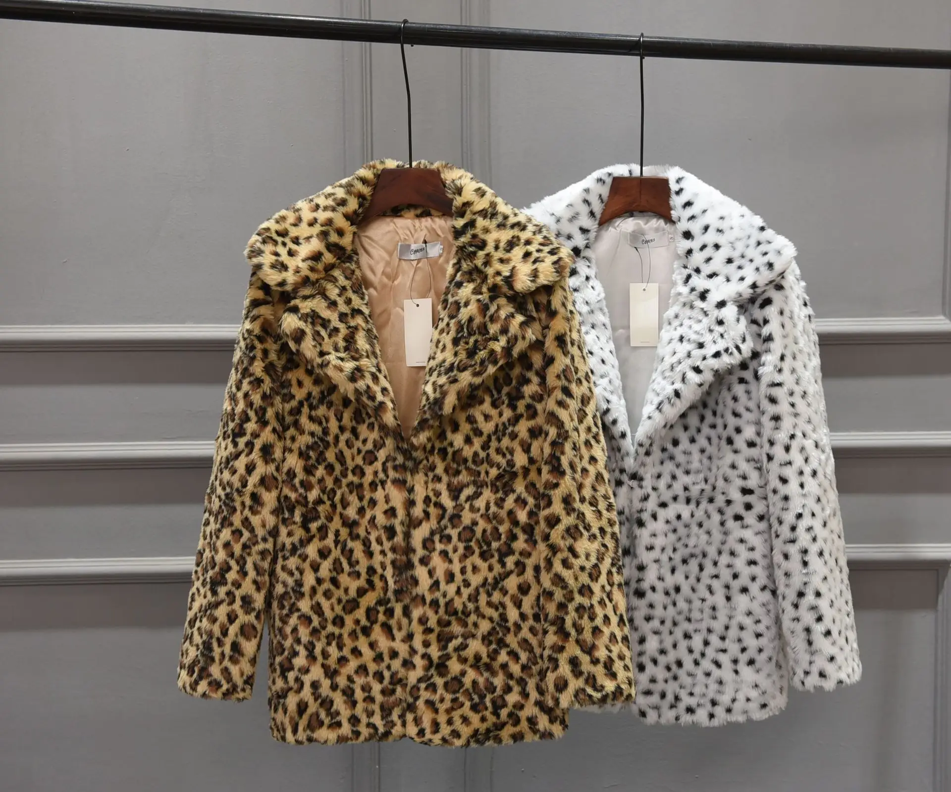 2024 New imitation fur Korean imitation fur medium and long suit sexy snow-white leopard pattern imitation fur coat black and wh