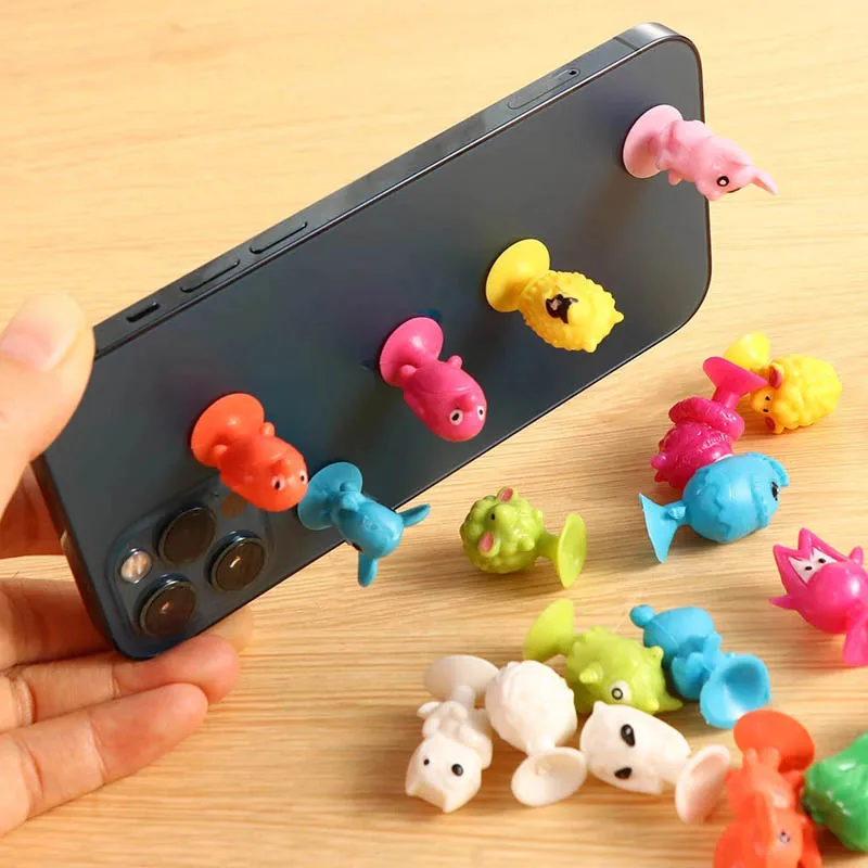 30PCS Mini Sucker Dolls Bambini Novità Regali Gadget divertenti Cose carine Bomboniere Ragazzi Ragazze Juguetes Divertidos