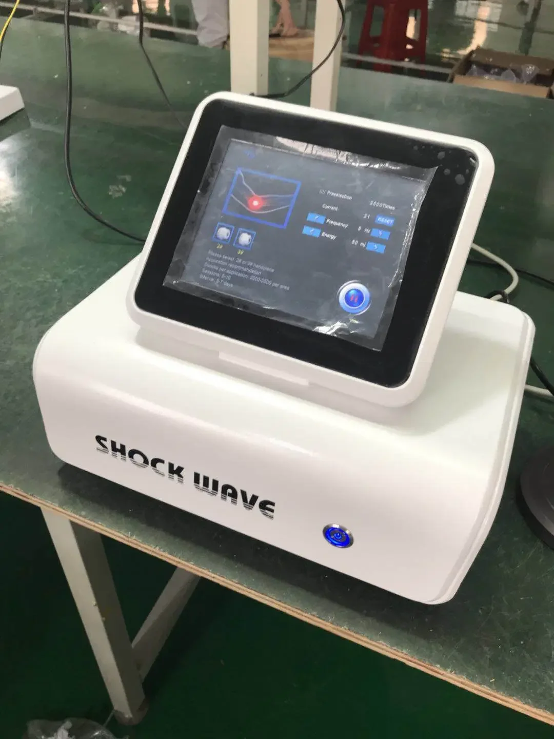 2025 ESWT معدات العلاج الطبيعي بالمستخدمين الكهرومغناطيسية الطبية لتخفيف الآلام موجة الصدمة