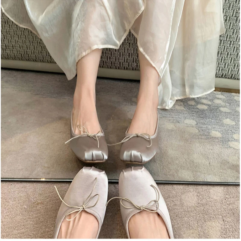 2024 Spring Bowtie Ballet Shoes Fashion Shallow Slip On Women Flat Loafers Shoes Ladies Casual Outdoor Ballerina Shoes