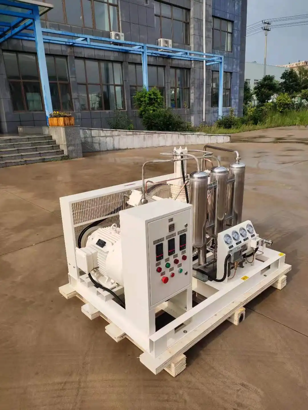 Pompa booster per ossigeno con funzionamento completamente automatico