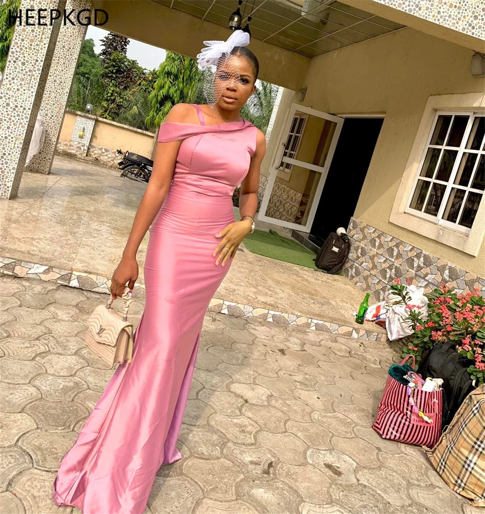 فساتين وصيفة الشرف طويلة حورية البحر للبيع بالجملة للنساء ذوات البشرة السمراء 2025 طول الأرض من الساتان اللامع فساتين خادمات الشرف مخصصة