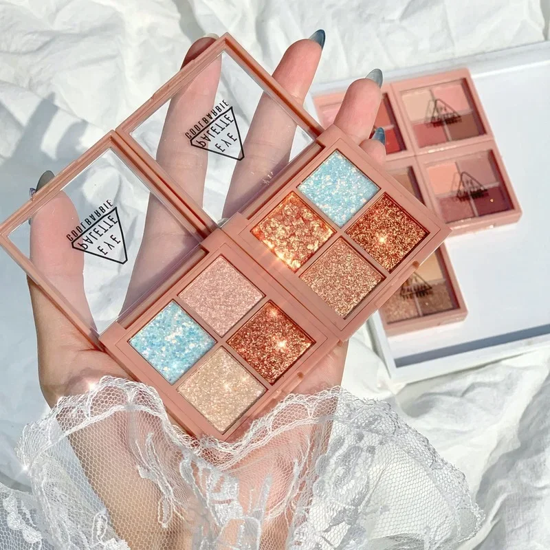 لوحة ظلال عيون صغيرة محمولة على شكل زهر الخوخ مكونة من 4 ألوان من البطاطس المهروسة والترتر واللؤلؤ المقاوم للماء