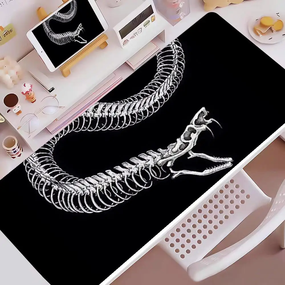 

Alfombrilla de ratón para Gamer, arte estético con calavera de serpiente fresca XL, nueva alfombrilla de ratón HD XXL,HYBXXC