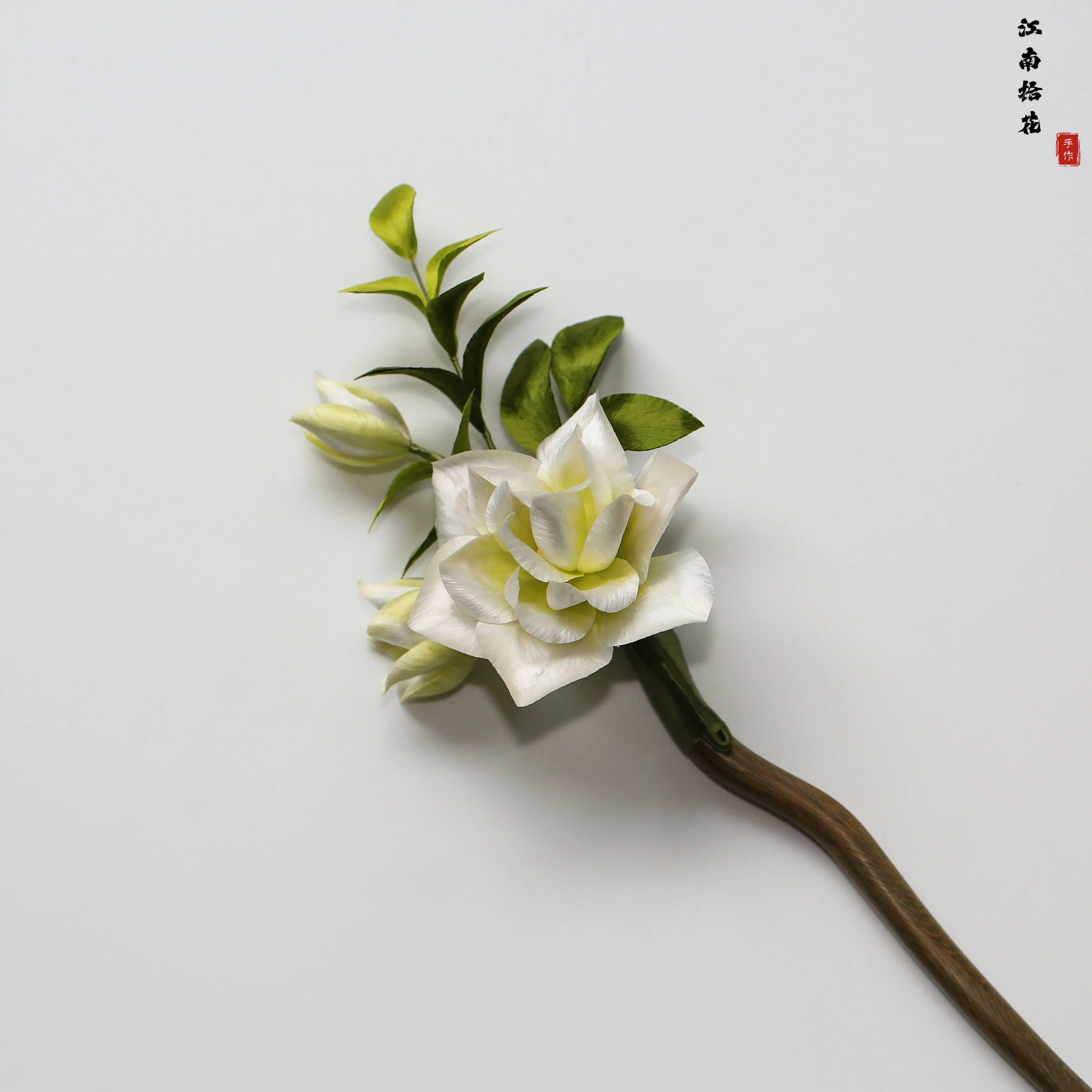 Handmade Intangible Heritage Gardenia Velvet Flower Sandalwood Hairpin, Ancient Craft Hanfu Cheongsam Hair Accessory