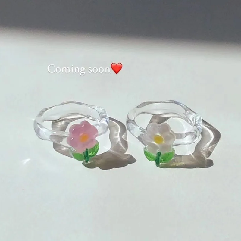 

Korean Cute Transparent Resin Acrylic Flower Ring for Y2K Girl 2022 New Finger Ring Summer Women Aesthetic Jewelry Friend Gifts