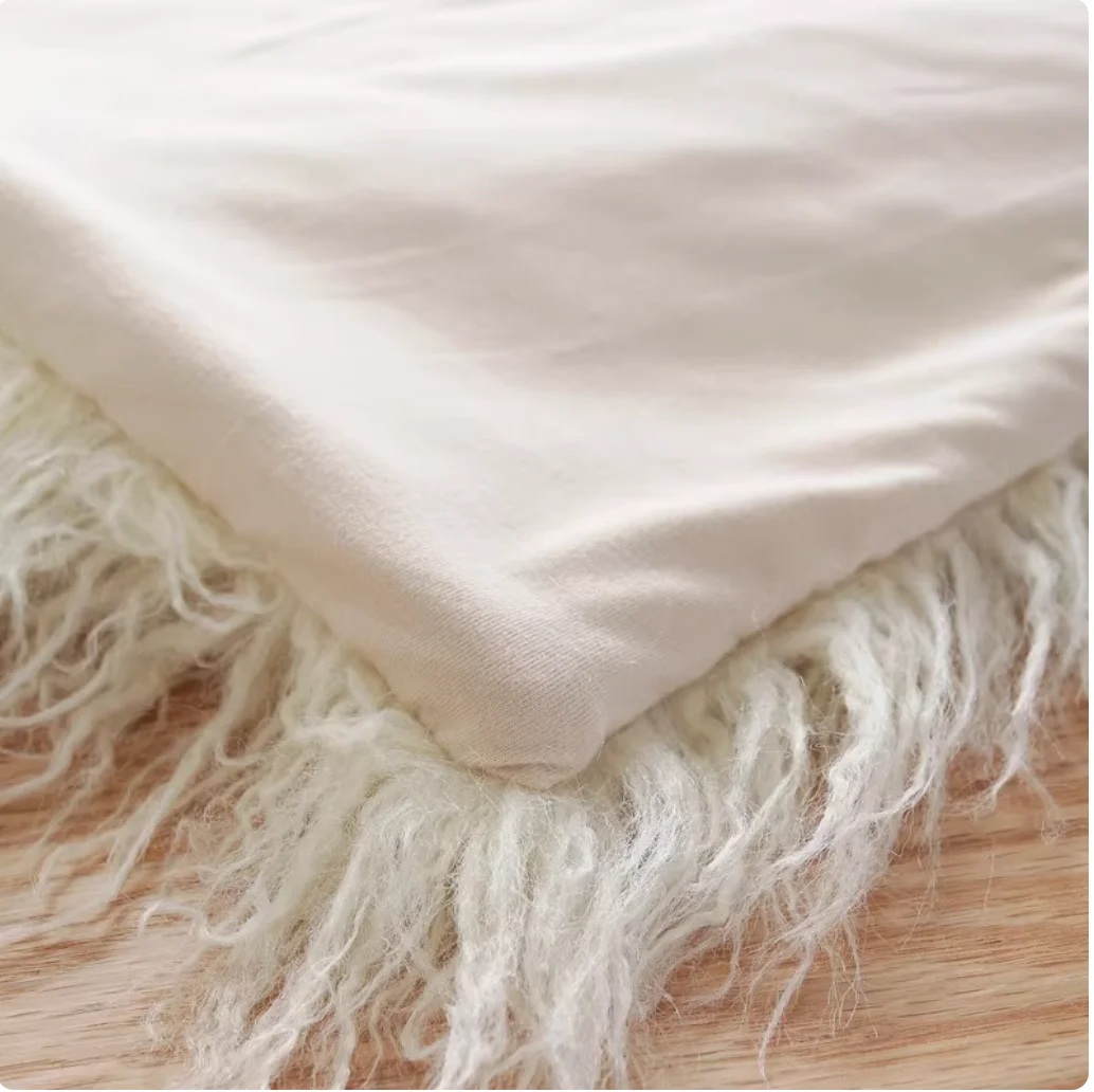 Beige long haired table flag home model room decoration table flag tea table shoe cabinet flag bed flag bed tail towel