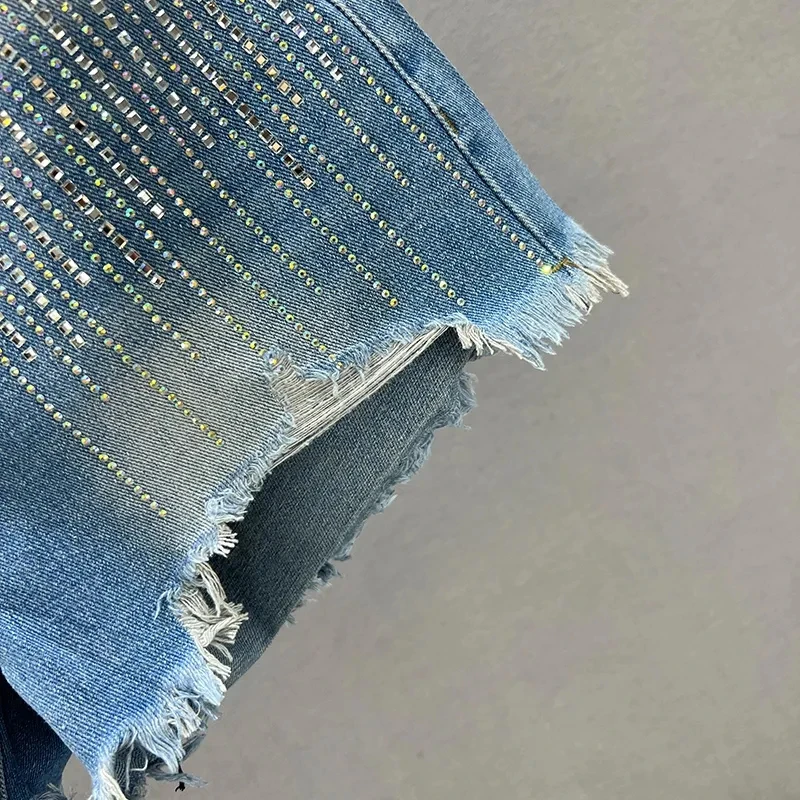 กางเกงยีนส์กางเกงขาสั้นผู้หญิงStreetwear 2025 ฤดูร้อนใหม่เอวสูงอุตสาหกรรมหนักHot stamping Holeกางเกงขากว้างกางเกงหญิง