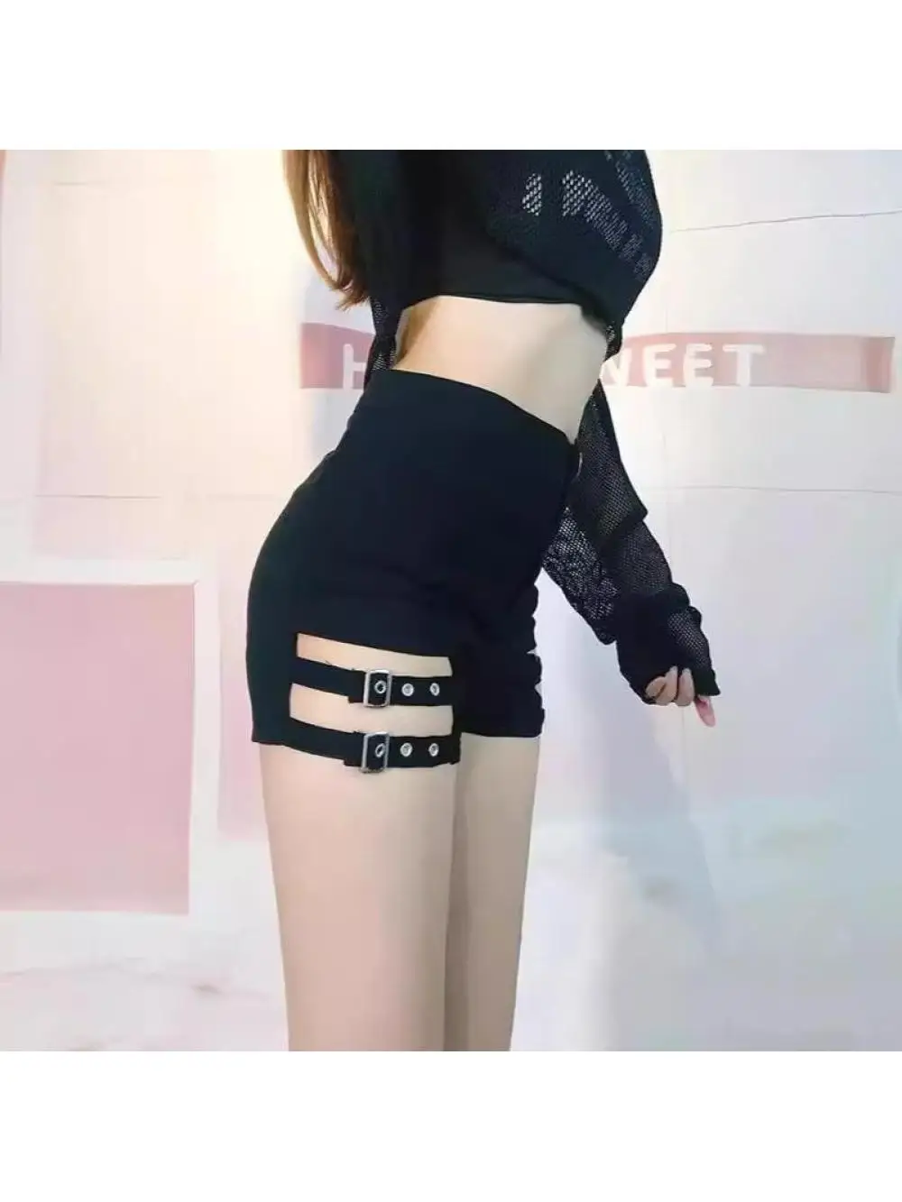 2026 new summer American style spicy girl hollow strap shorts street style metal buckle slim fit and slimming spicy girl hot Y2K