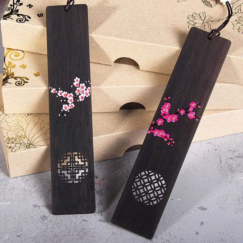 Creative Painted Carved Plum Blossom Butterfly Wooden Bookmark School Gift Reading Accessories Supplies Chinese Style Book Clip