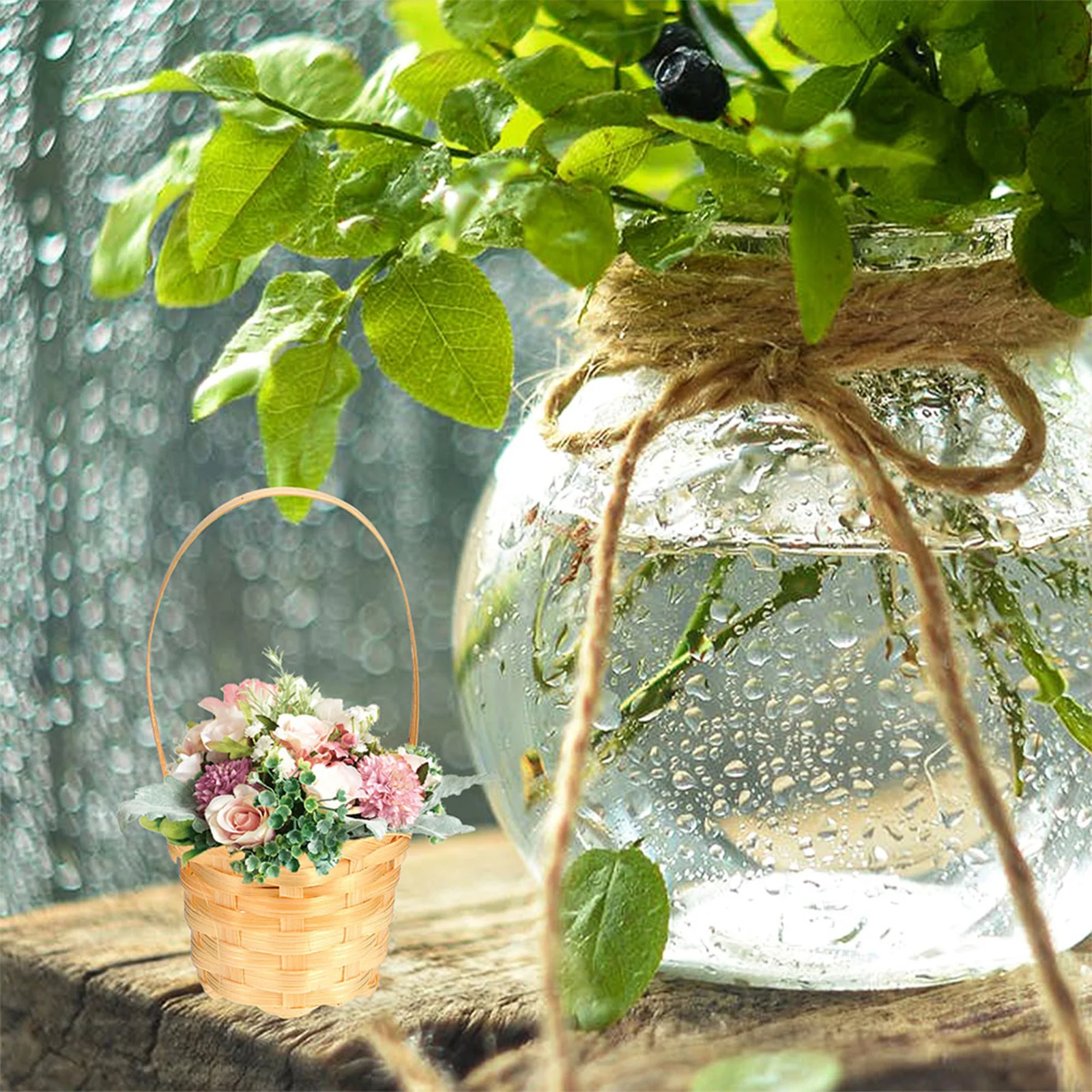

5Pcs Small Hand Woven Bamboo Basket with Handle Multi-Function Rustic Style Decor Basket for Fresh Or Artificial Flowers