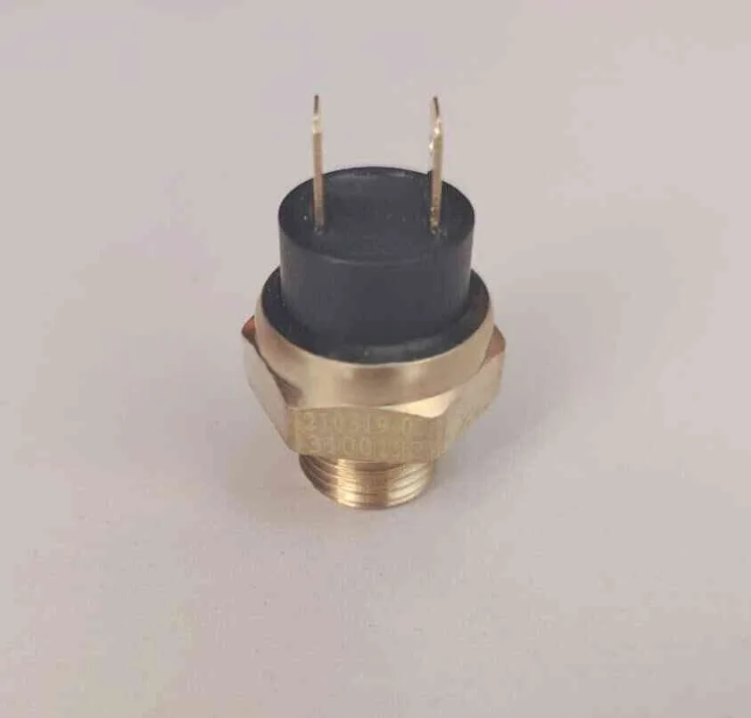 Motorcycle Water Temperature Sensor Fan Switch for QJMotor QJ600GS-3B SRK600