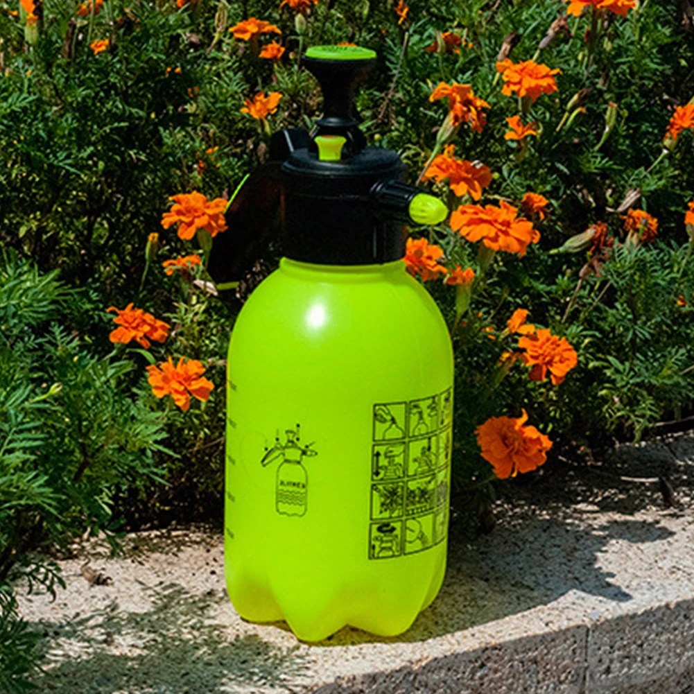2L Garden Sprayer Bottle Hydraulic Pressure Watering Manual Fogger Adjustable Nozzle Leakproof Explosion-proof Outdoor Supplies