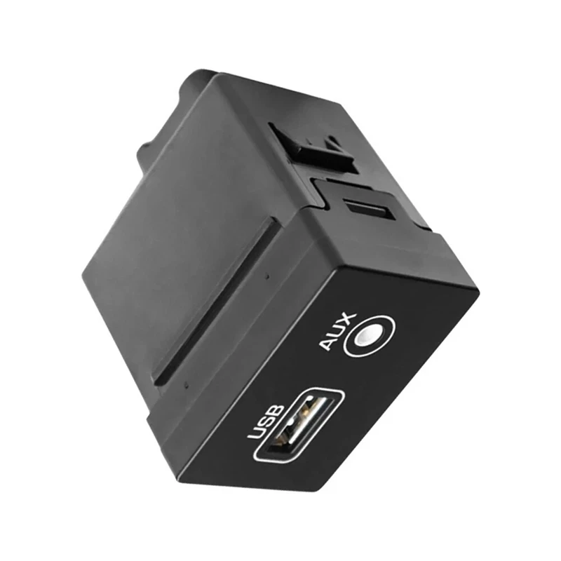 Super Sale AUX and USB Jack Assembly 96121-2W560 for Hyundai Santa Fe 2016-2018 Auxiliary & USB Port Adapter Accessories