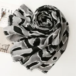 Vintage Gray Printed Leopard Scarf Female Autumn Muslim Women Hijab Scarves Large Size Headband Handkerchief Women's Bandana