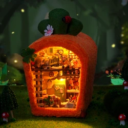 NEW DIY Wooden Miniature Building Kit Doll Houses with Furniture Carrot Casa Rabbit Casa Dollhouse for Girls Birthday Gifts