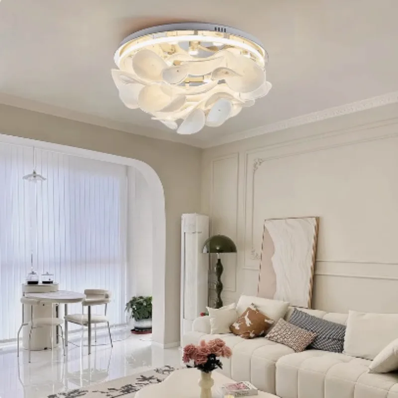 Foglia di loto di design francese, lampada da soffitto per sala da pranzo, luce moderna a vento color crema, lampada da studio per camera da letto in vetro