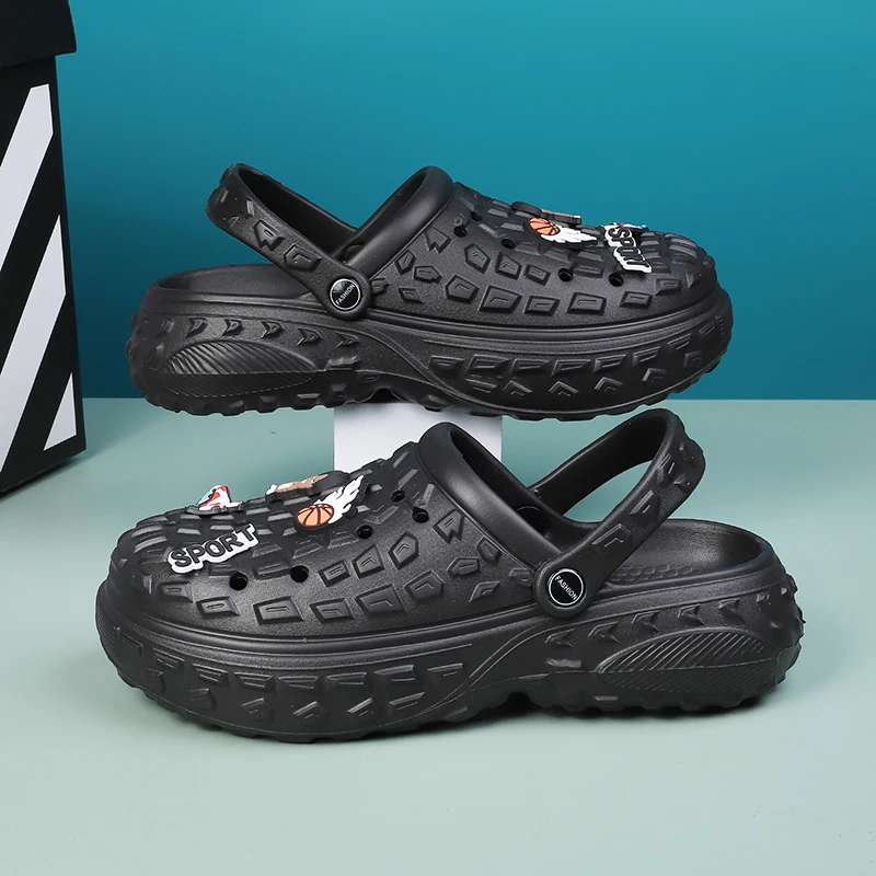 Men's thick soft bottom EVA material casual slippers with holes, lightweight and non slip outdoor sandals