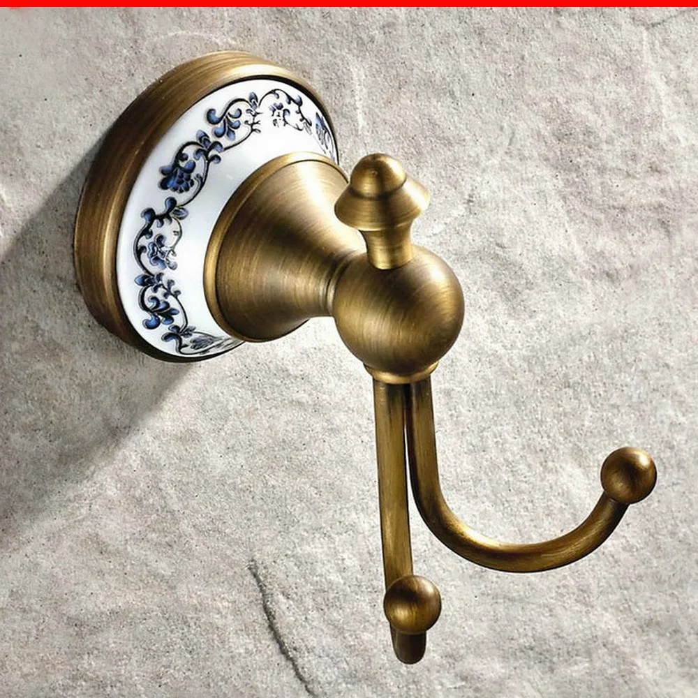 European Style Retro Brass Towel Hooks Wall Mounted Coat Hooks Bathroom Accessories Clothes Robe Hooks  Lba410