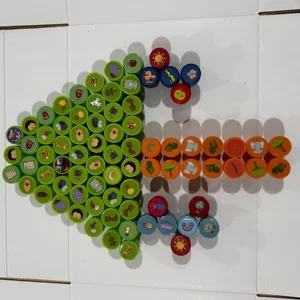 20 قطعة طوابع متنوعة للأطفال طوابع الذاتي الحبر الذاتي لعبة الاطفال Anima مبتسم الوجه ختم سكرابوكينغ DIY اللوحة صور ألبوم ديكور أفضل 6 طوابع مدرسية للمبيعات للمعلمين - رقم 1