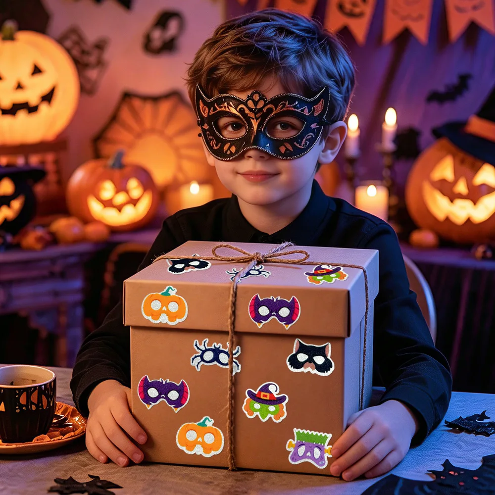500pcs Roll Stickers Halloween Mask Decoration Sticker Diy Stickers Anime Seal Label Decorative Cartoon Kids Party Candy Sticker