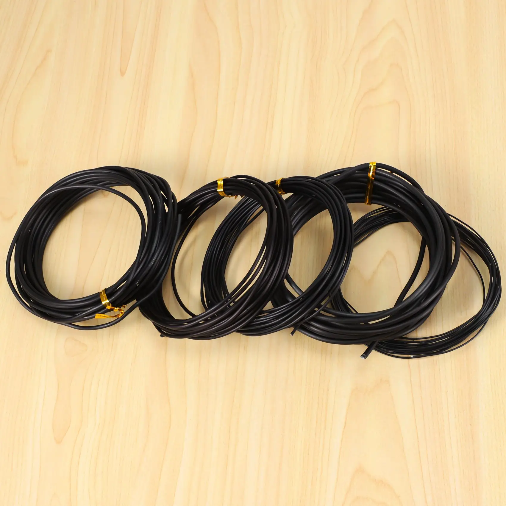 Set di 5 fili da allenamento per bonsai in alluminio anodizzato, set da 5,0 mm, 1,5 mm, 2,0 mm, 2,5 mm, 3,0 mm (147 piedi totali) - Scegli il tuo colore (5 dimensioni, nero)