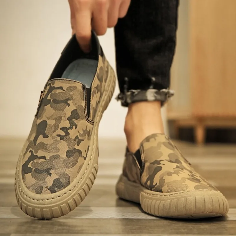 Summer Camouflage Canvas Men's Casual Shoes Men's Sneakers Slip-On Lazy Sporty Shoes for Man Breathable Round Toe Light Flats