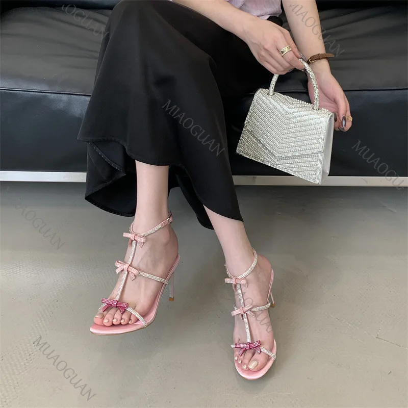 Modische Kristall-Schmetterlingsknoten-Sandalen mit schmalem Riemen für Damen, sexy High Heels mit Schnallenverschluss, Bankett- und Partyschuhe, Peep-Toe-Schuhe