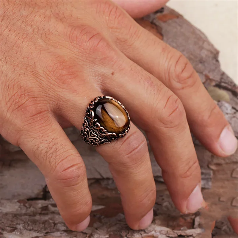 New Fashion Temperament Yellow Turquoise Men\'s Ring Domineering High-grade Copper Material To Attend The Banquet Business Ring