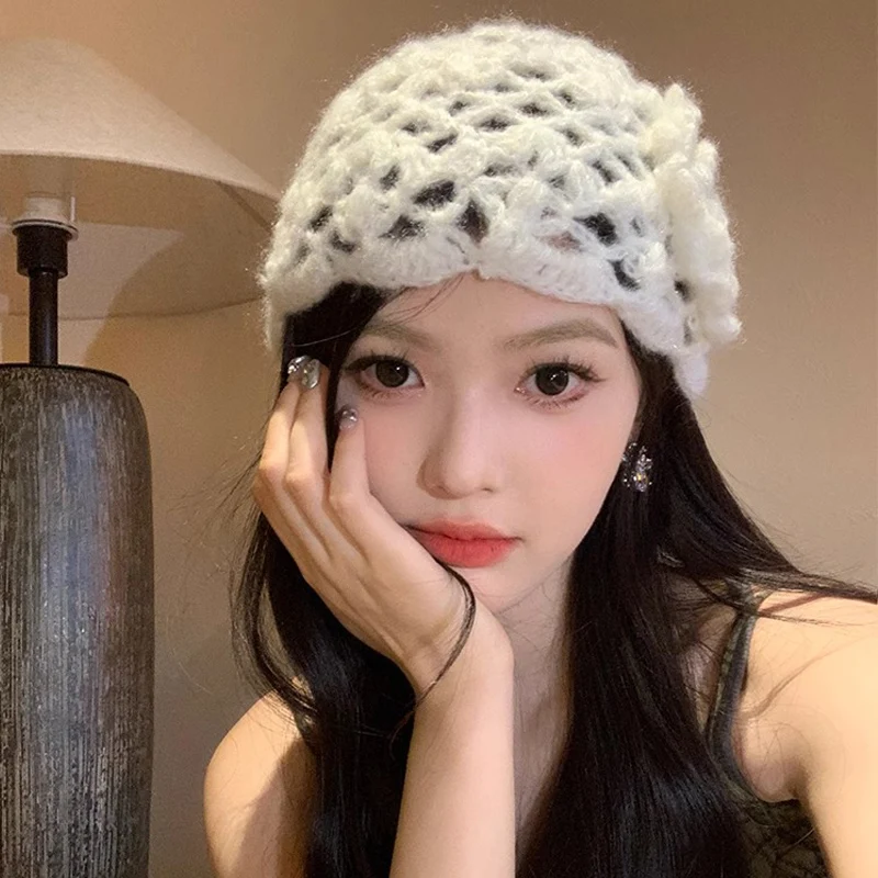 Handmade Crochet Hat Korean Instagram Blogger\'s Beanies Hollowed Out Pullover Hat Three-dimensional Flower Knitted Hat