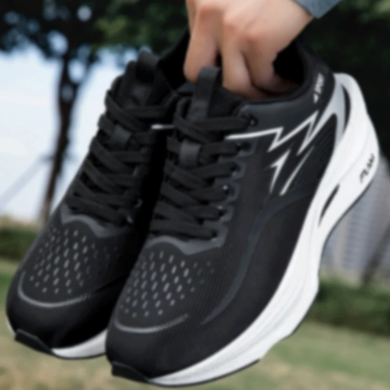20km New Style Student Sports Couple Popcorn Carbon Board Running Shoes Mesh Friction Sound Cold Glue Shoes Air Max Sneakers