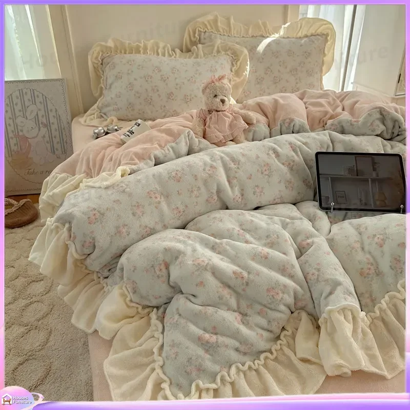 Korean milk edelweiss edge bed four-piece set autumn and winter thickened warm coral flannel quilt cover bed sheet
