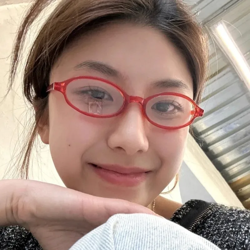 عيد الميلاد تأثيري نظارات الكورية البيضاوي الإطار Y2K الرجعية أنيمي خلات نظارات لطيف الطالب الذي يذاكر كثيرا نمط خفيفة الوزن عارية الوجه نظارات نظارات