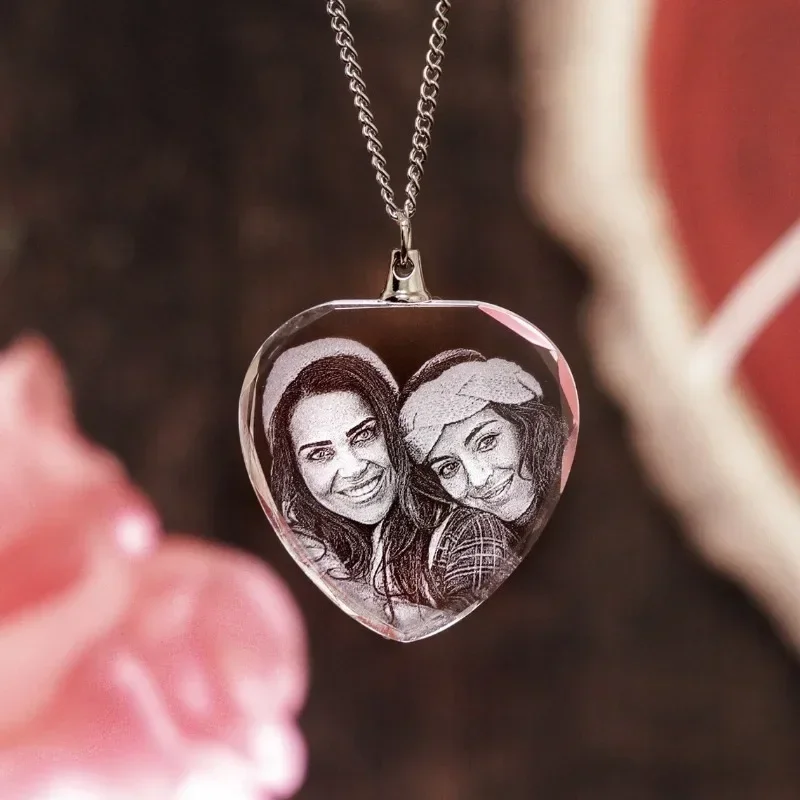 1PCS Free Customized Personalized Photo Laser Engraved 2D Crystal Necklace Graduation Birthday Gift Pet Crystal Jewelry Necklace