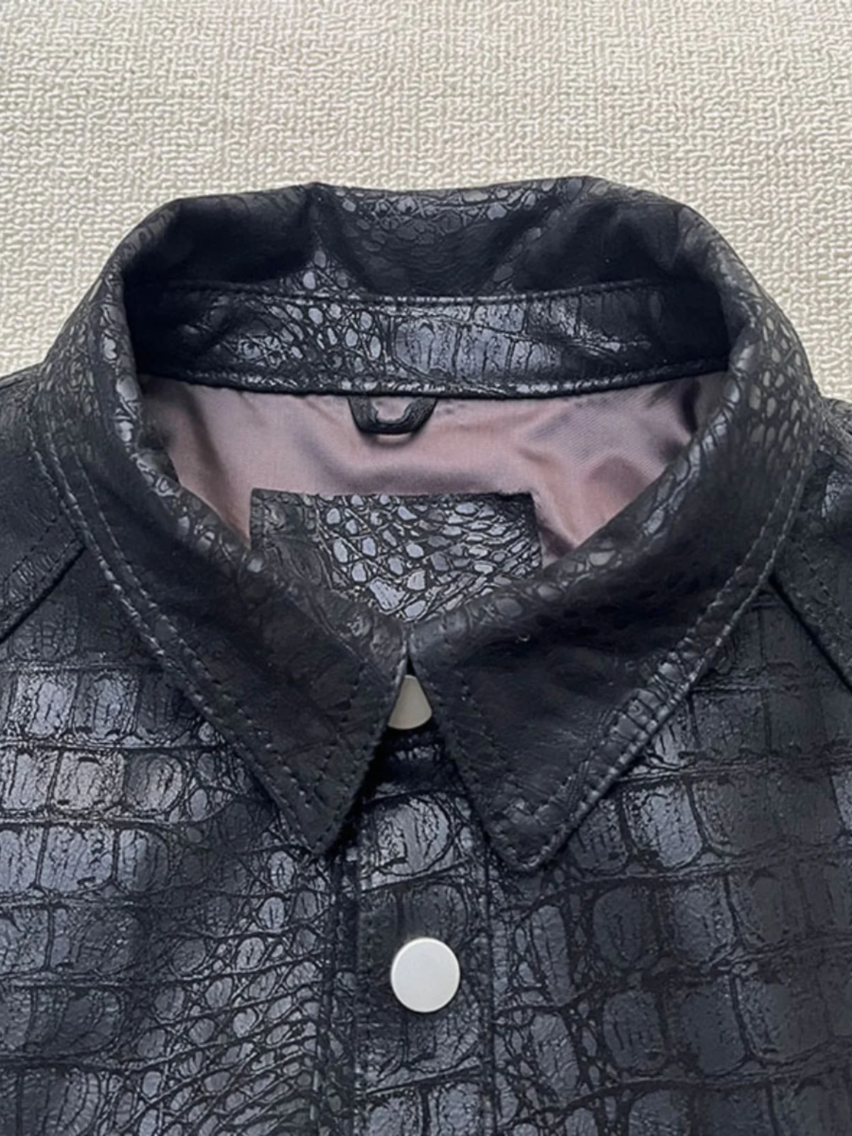 

Slim Fit Genuine Lambskin Leather irt Collar Jaet for Men Faionable Urban Sle Spring Outerwear Soft Crocodile Pattern