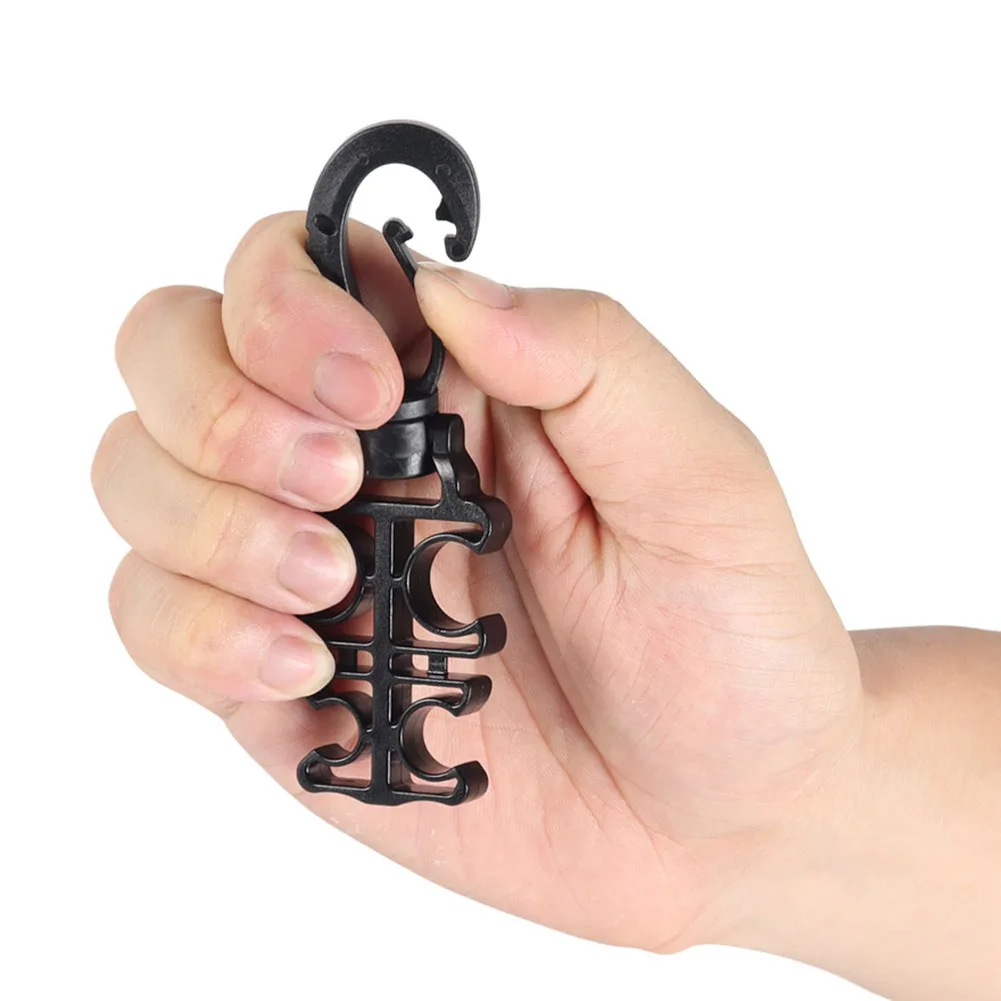 مشبك حامل خرطوم سكوبا مع 4 فتحات سريعة الإصدار لمنظم المرحلة الثانية ومقياس مناسب للغوص على القارب والشاطئ