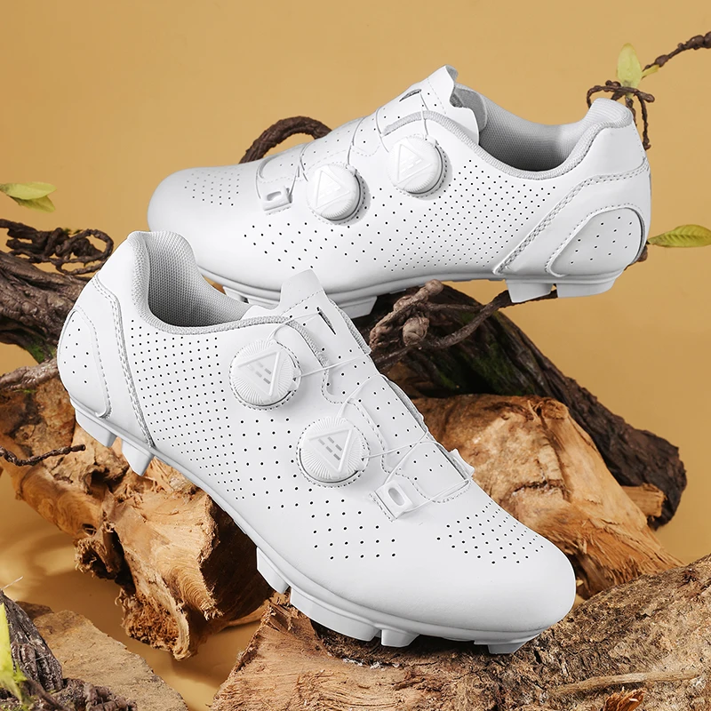 

Men's road mountain bike riding shoes anti slip four seasons casual new light comfortable outdoor casual off-road riding shoes