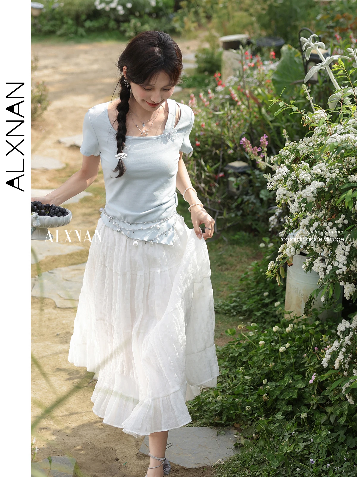 ALXNAN Dames T-shirt Grijs Blauw T-shirt met korte mouwen Elegant Slim-fit 3d Bloemontwerp Katoen Koreaanse populaire kleding Nieuw L55122