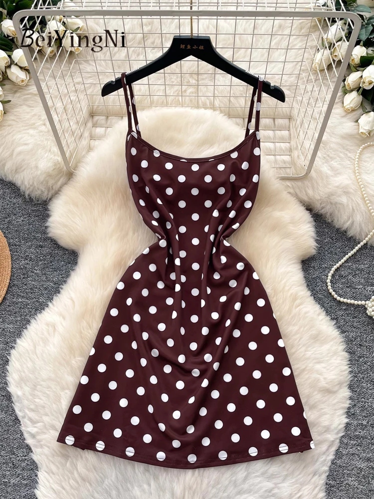Beiyingni-vestido corto sensual con tirantes finos para mujer, vestidos ajustados franceses con estampado de puntos, minivestidos informales de calle para mujer