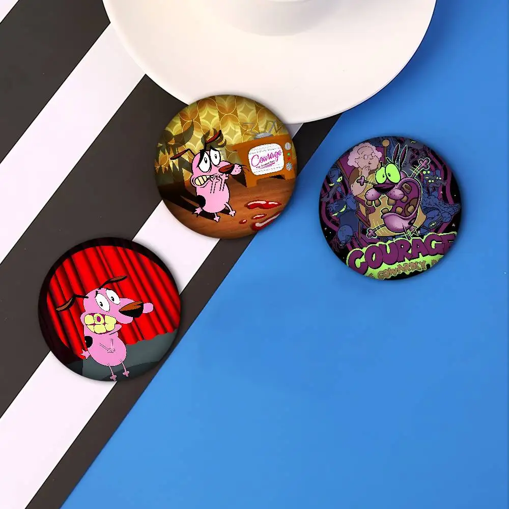 أنيمي C-شجاعة جبان الكلب أنيمي زر دبوس بروش الملابس الكرتون شارة ظهره الديكور مجوهرات اكسسوارات