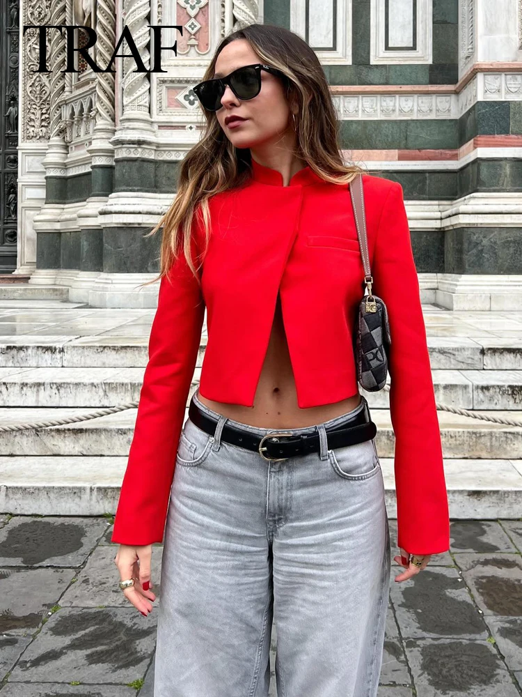 TRAF 2024 elegante donna giacca corta con risvolto rosso Vintage manica lunga con bottoni a pressione capispalla femminile Chic top giacca corta