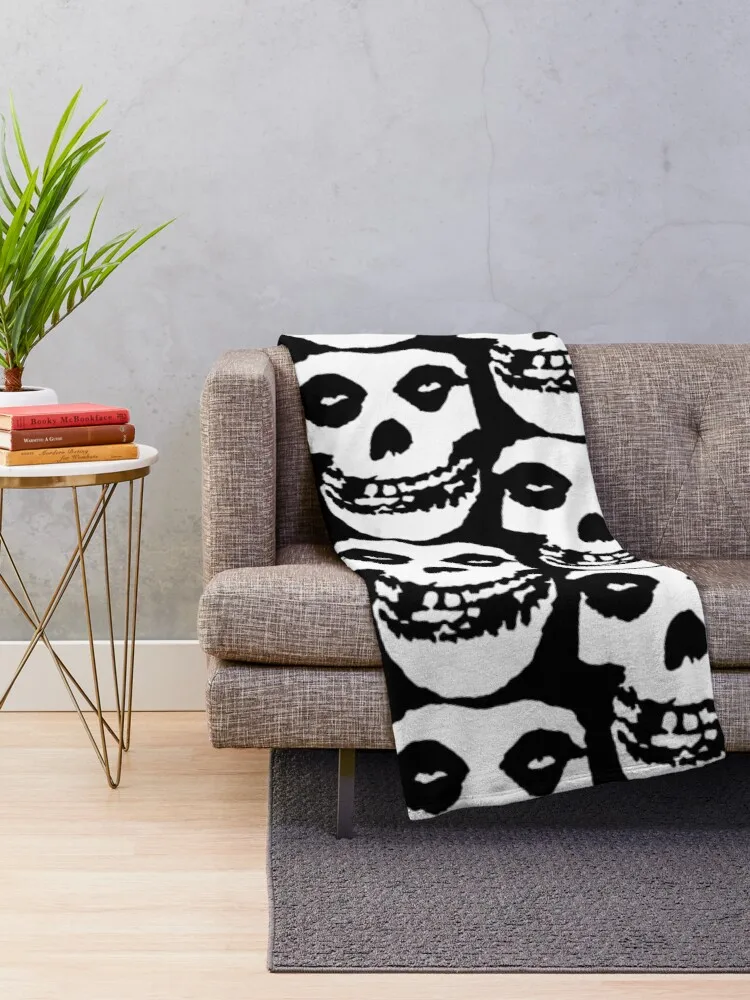 Punk Rock Band - Misfits Skull Throw Blanket For Sofa Thin Thermal Blanket