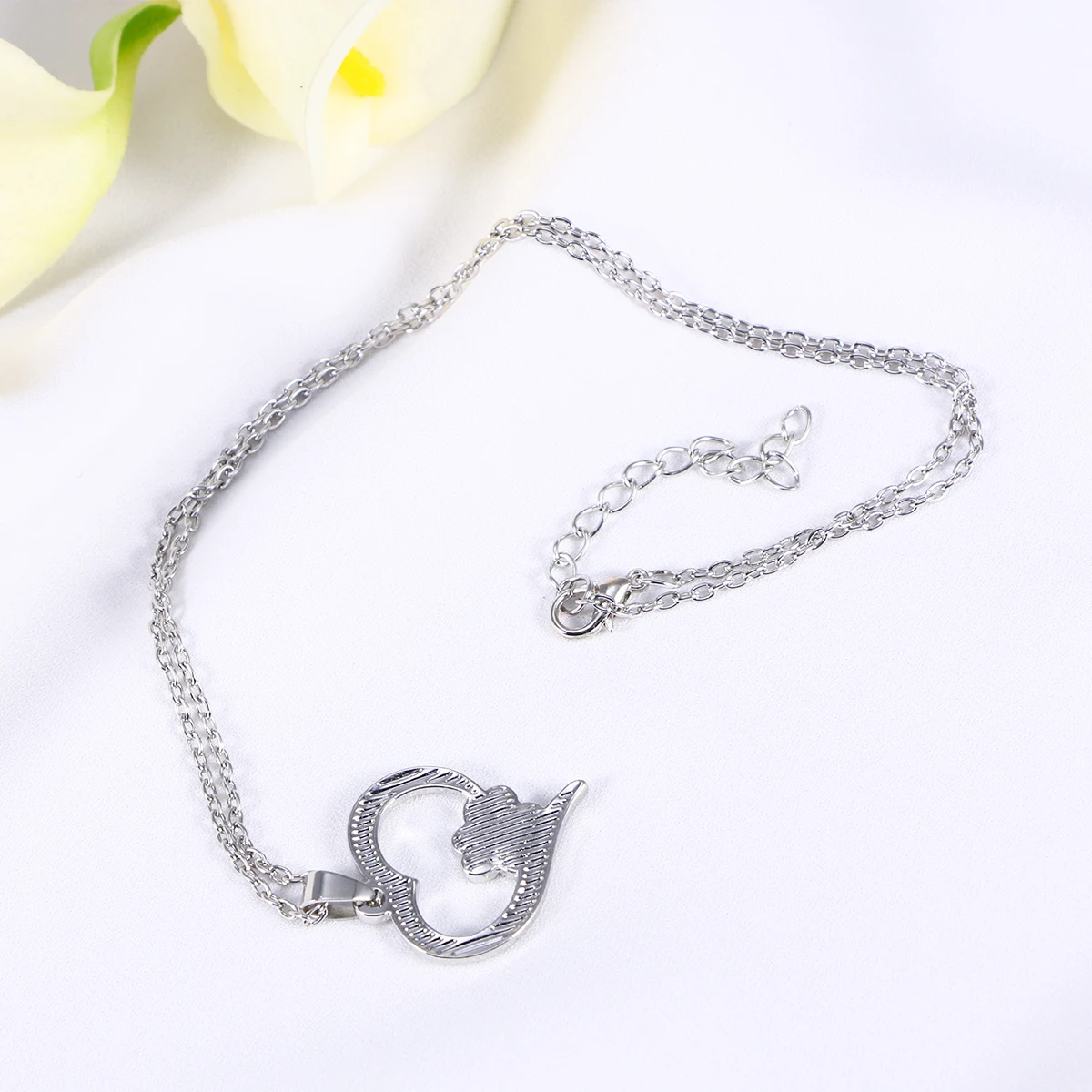 

Dog Paw Necklace Puppy Small Accessories for Pet Cat Pet's Jewelry Hollow Out Miss