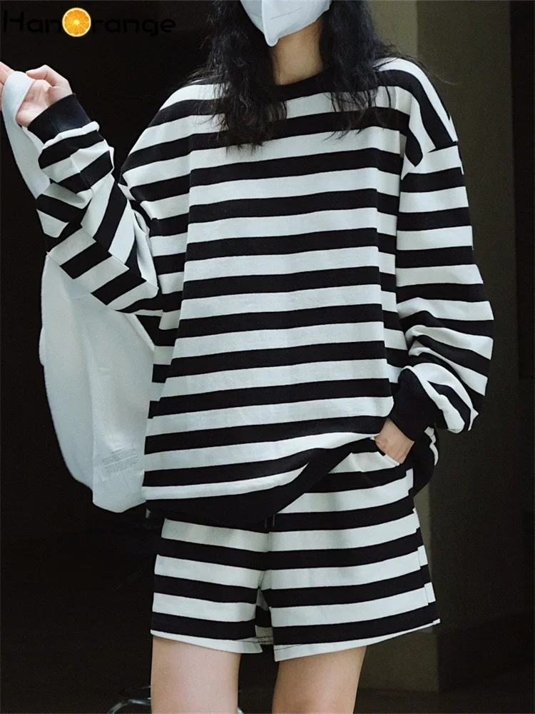 

HanOrange 2024 Casual Contrast Color Striped O-neck Sweatshirt Women Early Autumn Loose Silhouette Top Female Sports Style